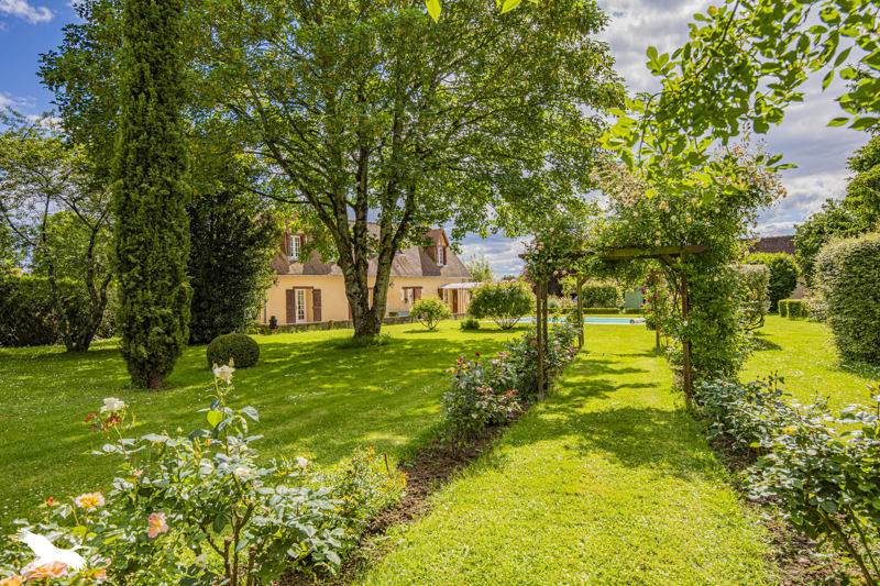 Vente Maison BEAUMONT LOUESTAULT - 4 pièces -145 m² - (37360)