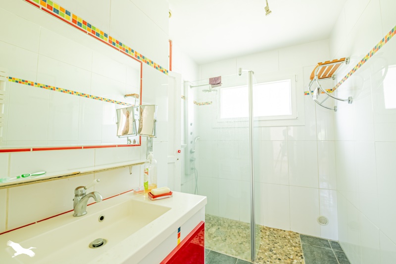 Vente Maison ST GENES DE LOMBAUD - 5 pièces -95 m² - (33670)