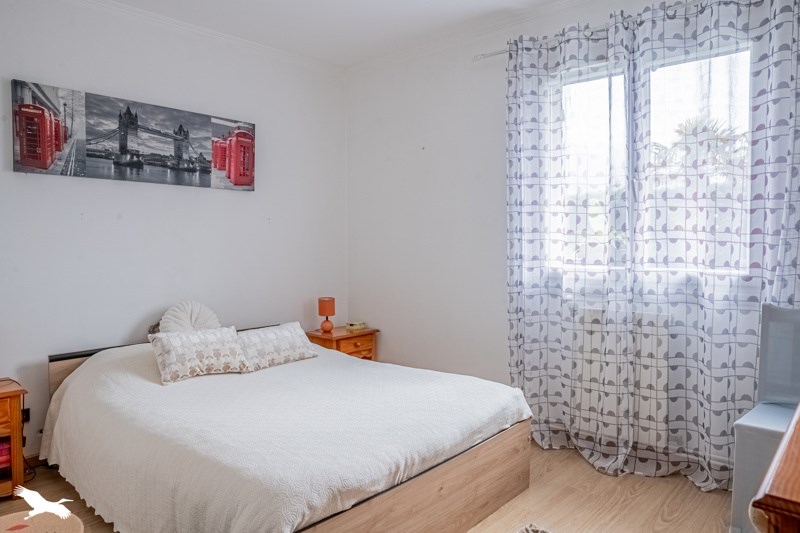 Vente Maison Sadirac - 6 pièces -140 m² - (33670)