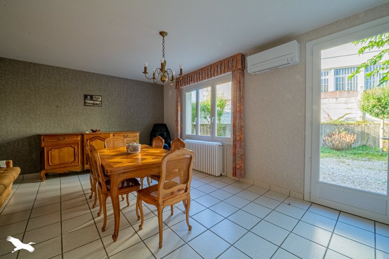 Vente Maison CREON - 8 pièces -187 m² - (33670)