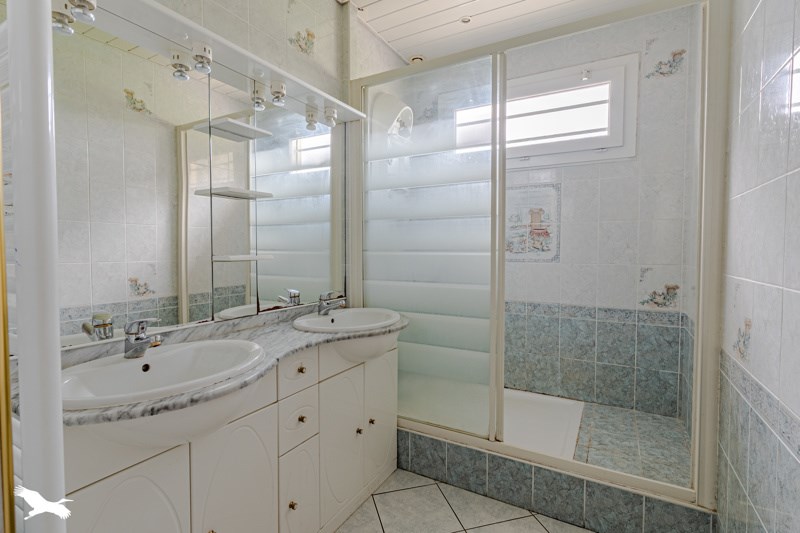 Vente Maison LA SAUVE - 6 pièces -150 m² - (33670)