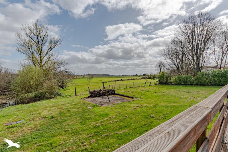 Vente Maison LA SAUVE - 6 pièces -150 m² - (33670)