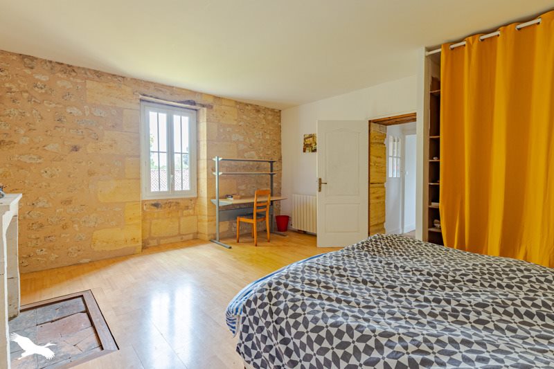 Vente Maison BARON - 5 pièces -145 m² - (33750)