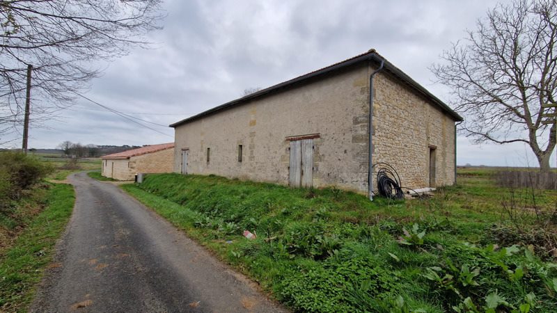Vente Maison TARGON - 10 pièces -320 m² - (33760)