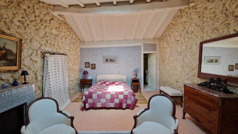 Vente Maison ST GENES DE LOMBAUD - 8 pièces -400 m² - (33670)