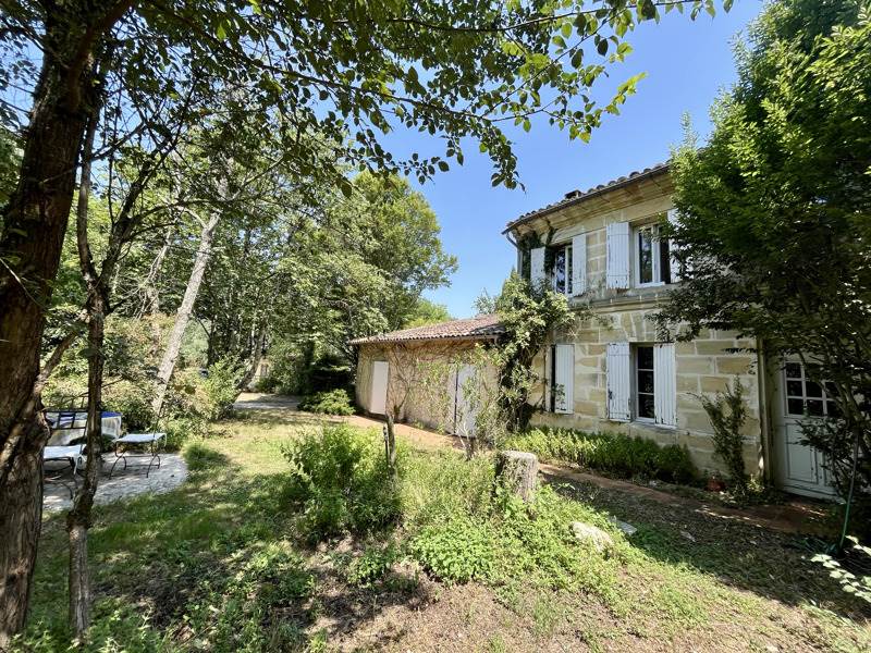 Vente Maison CURSAN - 7 pièces -273 m² - (33670)