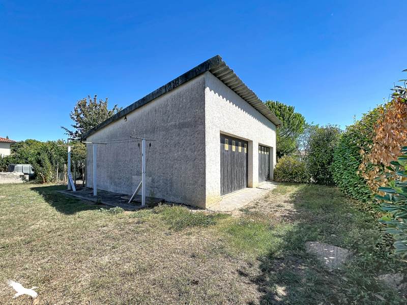 Vente Maison Ambres - 10 pièces -170 m² - (81500)
