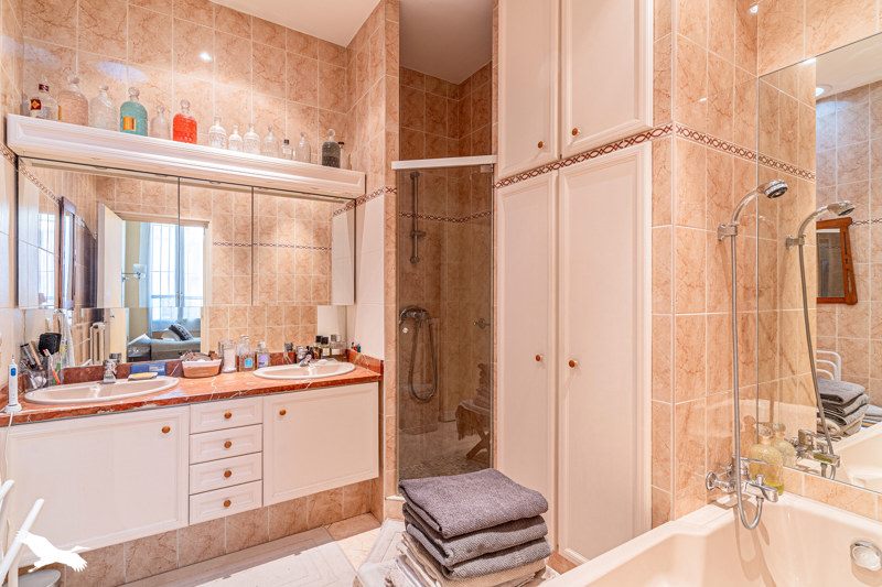 Vente Maison BORDEAUX - 6 pièces -206 m² - (33000)