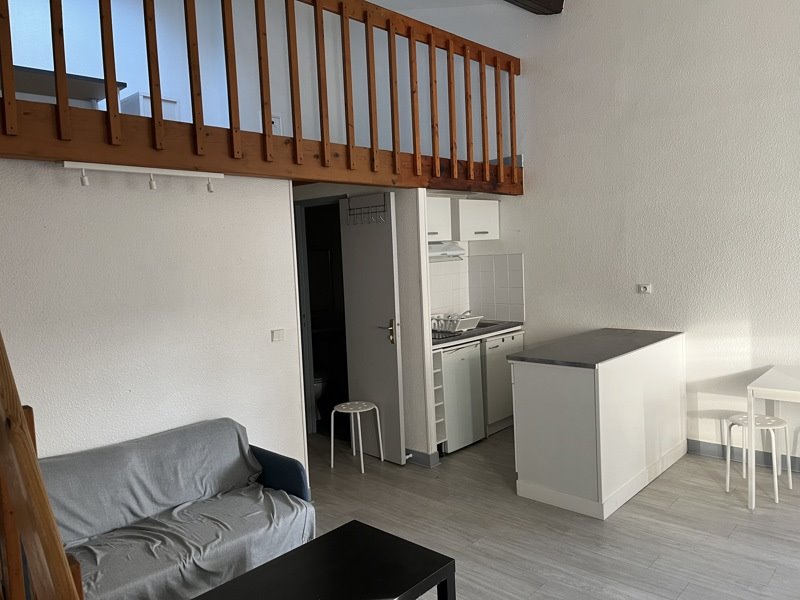 Vente Appartement BORDEAUX - 2 pièces -37 m² - (33000)