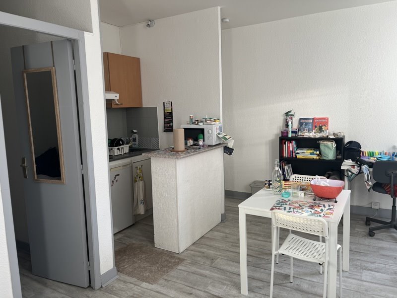 Vente Appartement BORDEAUX - 2 pièces -31 m² - (33000)