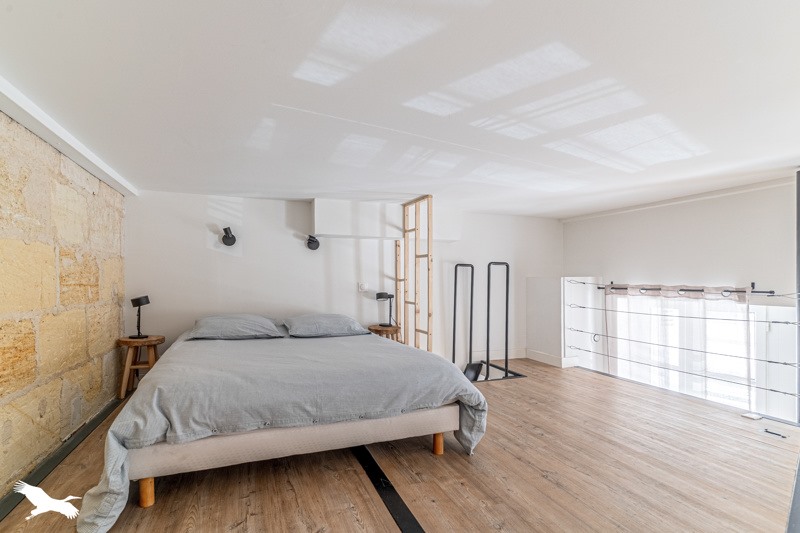 Vente Appartement BORDEAUX - 2 pièces -47 m² - (33000)