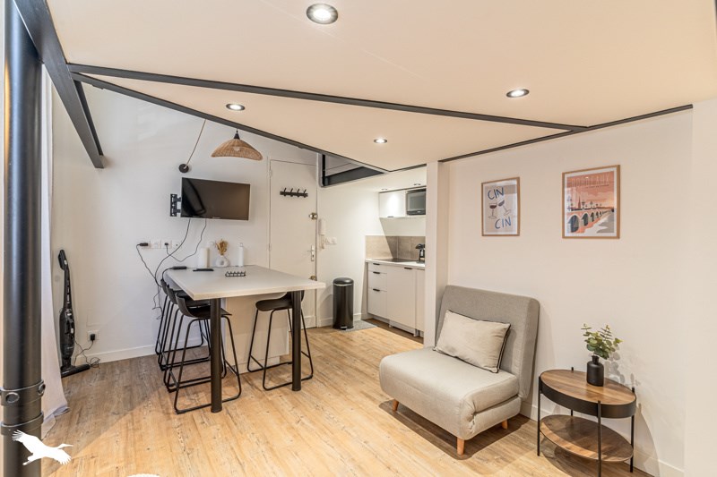 Vente Appartement BORDEAUX - 2 pièces -47 m² - (33000)