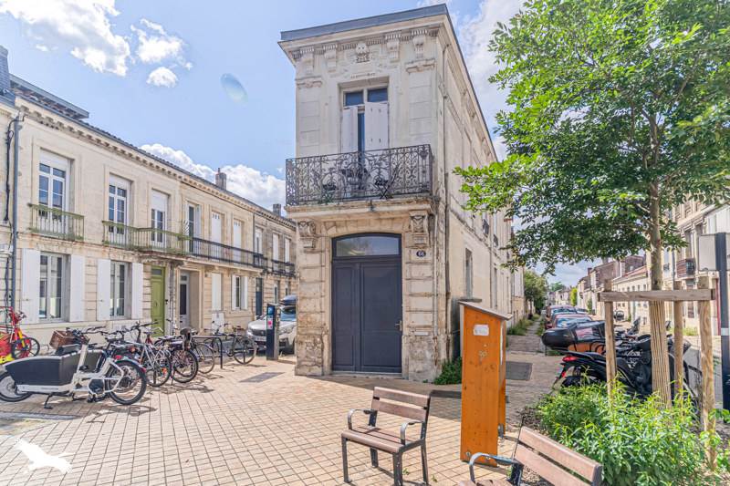 Vente Appartement BORDEAUX - 3 pièces -53 m² - (33000)