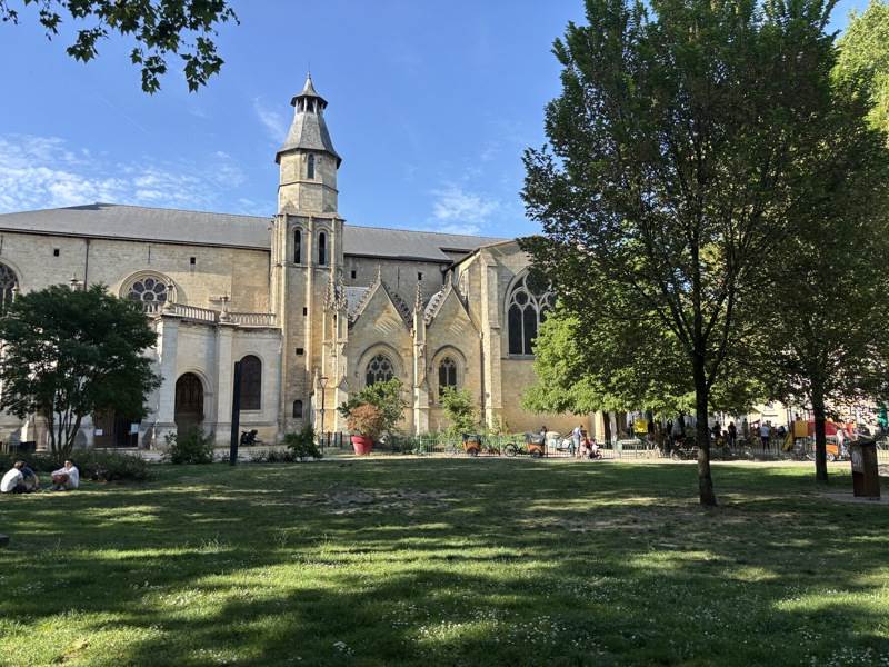Vente Appartement BORDEAUX - 2 pièces -44 m² - (33000)
