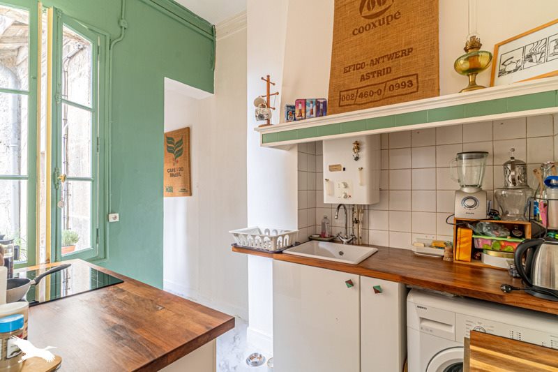 Vente Appartement BORDEAUX - 2 pièces -52 m² - (33000)