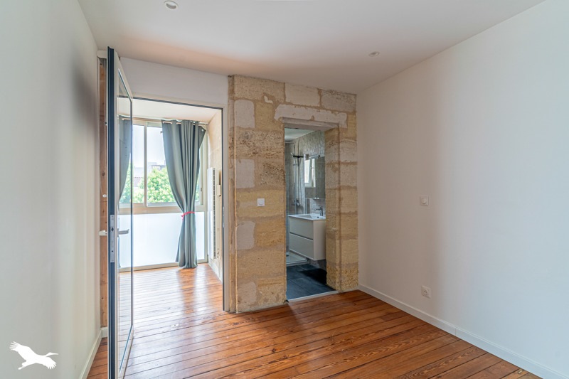 Vente Appartement BORDEAUX - 2 pièces -50 m² - (33000)