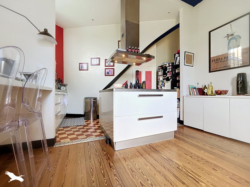 Vente Maison Bordeaux - 5 pièces -220 m² - (33000)