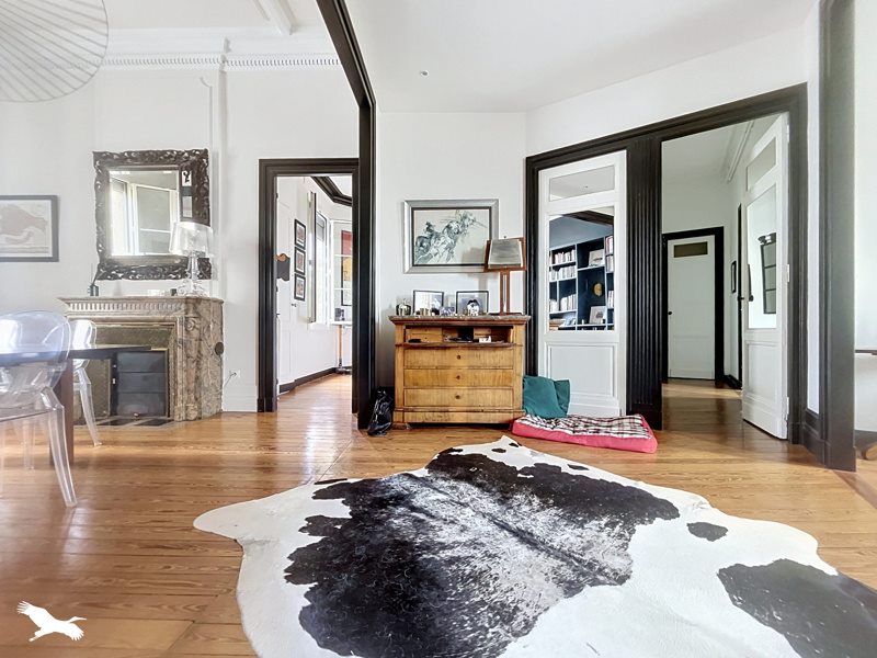 Vente Maison Bordeaux - 5 pièces -220 m² - (33000)