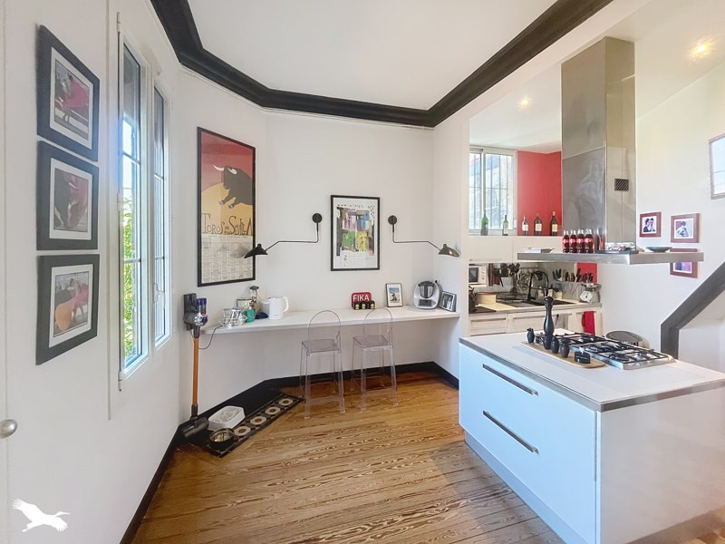 Vente Maison BORDEAUX - 5 pièces -220 m² - (33000)