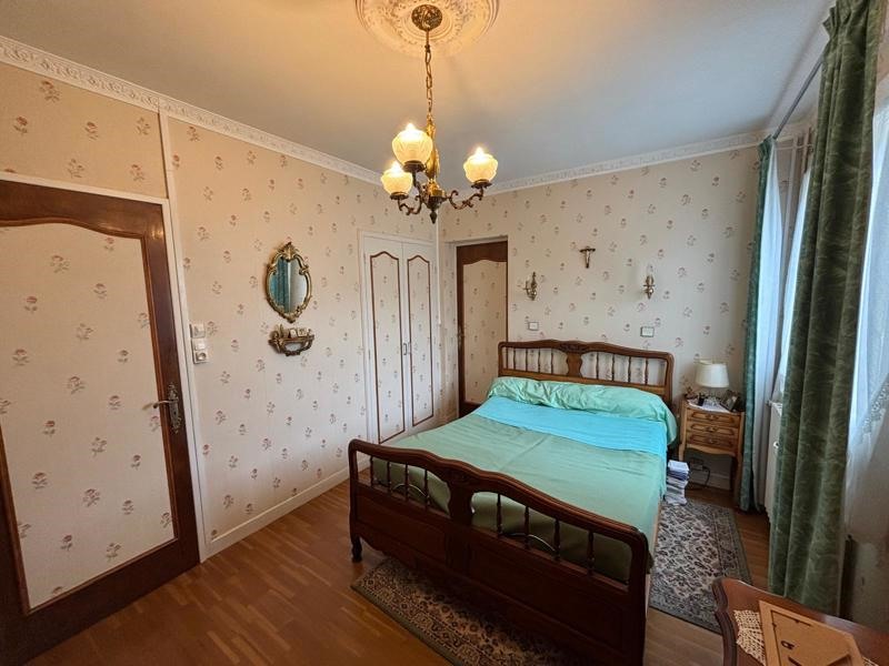 Vente Maison CHATEAUBERNARD - 4 pièces -90 m² - (16100)