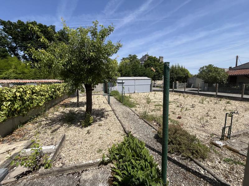 Vente Maison CHATEAUBERNARD - 3 pièces -80 m² - (16100)