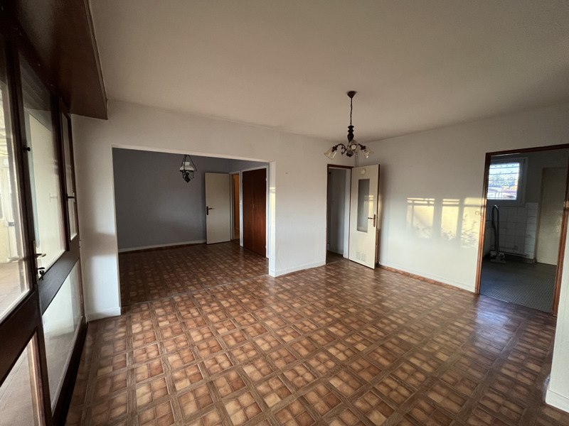 Vente Maison CHATEAUBERNARD - 4 pièces -90 m² - (16100)