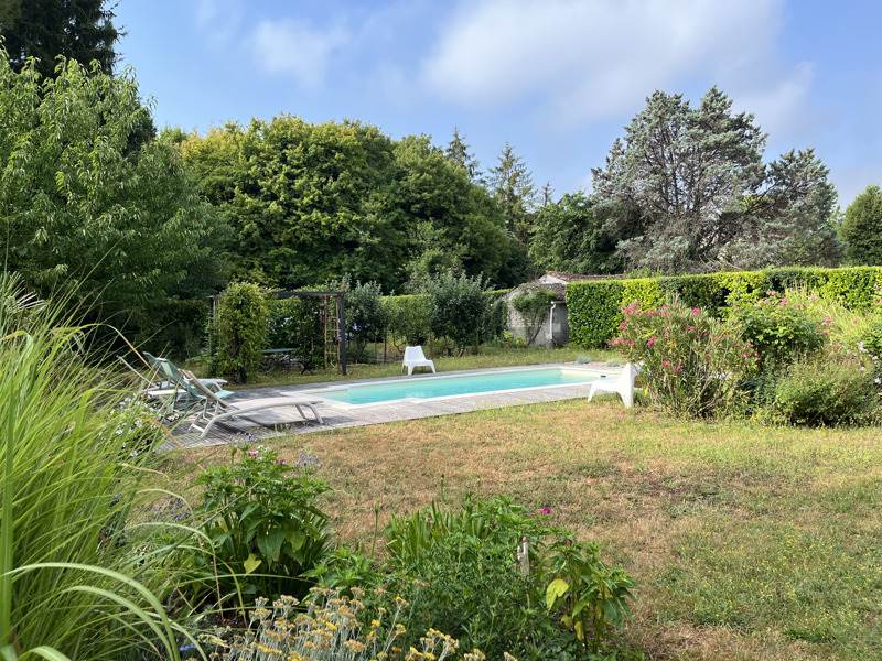 Vente Maison ARS - 5 pièces -207 m² - (16130)