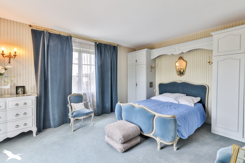 Vente Maison COGNAC - 8 pièces -210 m² - (16100)