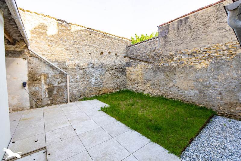 Vente Maison COGNAC - 5 pièces -131 m² - (16100)