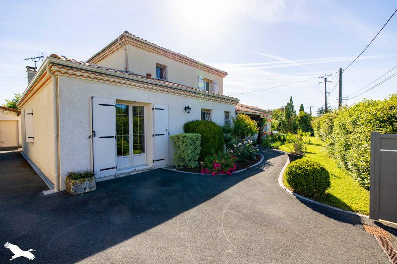 Vente Maison ARS - 6 pièces -177 m² - (16130)