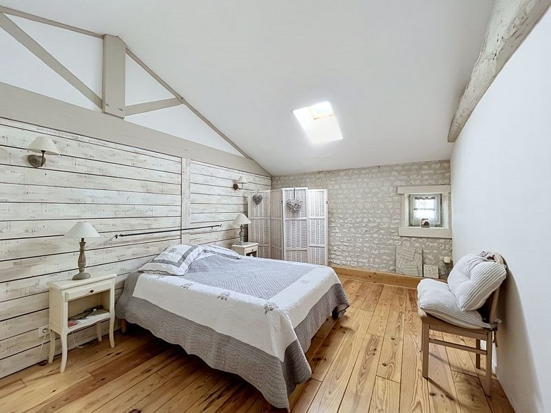 Vente Maison ANGEAC CHAMPAGNE - 5 pièces -320 m² - (16130)