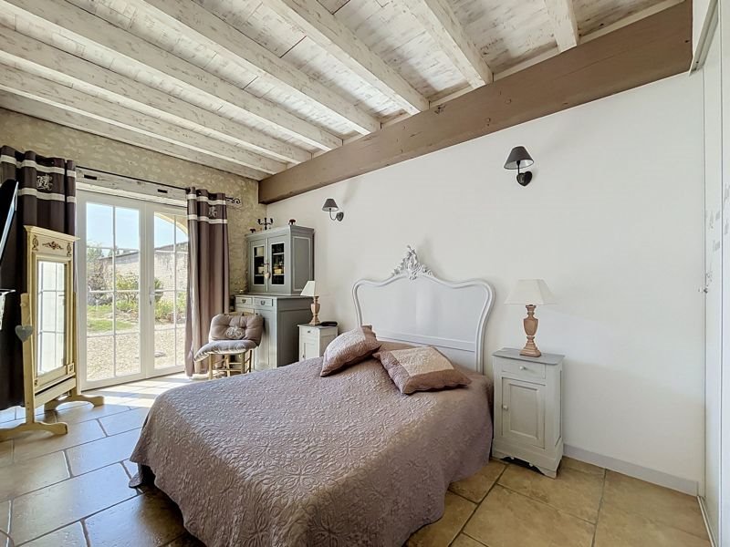 Vente Maison ANGEAC CHAMPAGNE - 5 pièces -320 m² - (16130)