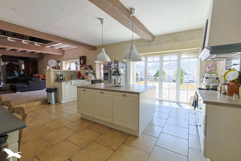 Vente Maison ANGEAC CHAMPAGNE - 5 pièces -320 m² - (16130)