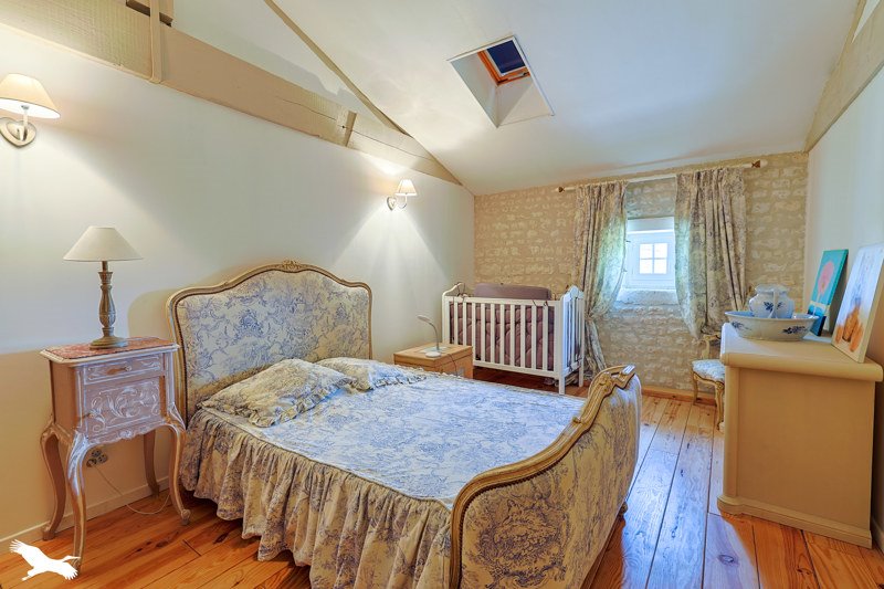 Vente Maison ANGEAC CHAMPAGNE - 5 pièces -320 m² - (16130)
