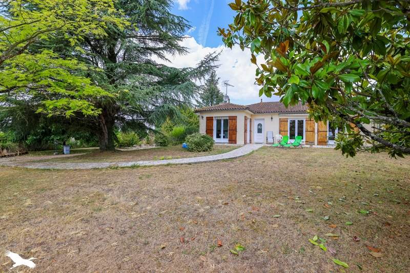 Vente Maison SALLES D ANGLES - 7 pièces -155 m² - (16130)