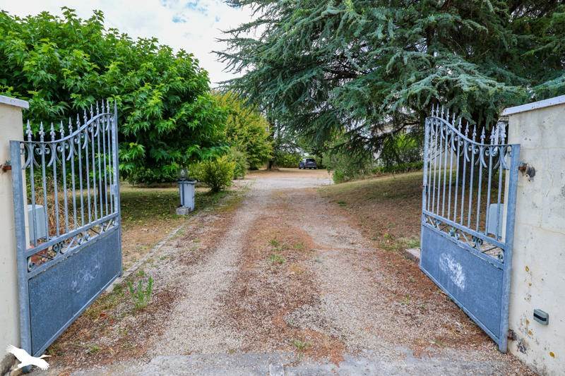 Vente Maison SALLES D ANGLES - 7 pièces -155 m² - (16130)