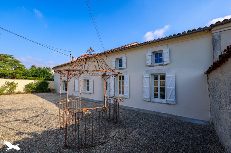 Vente Maison ARS - 5 pièces -168 m² - (16130)