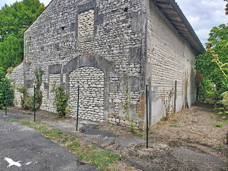 Vente Grange GIMEUX - -260 m² - (16130)