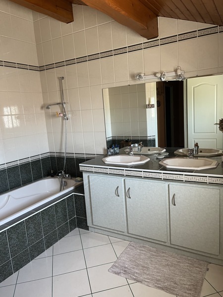 Vente Maison NIORT - 6 pièces -128 m² - (79000)