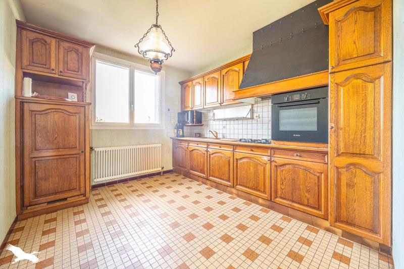 Vente Maison AIFFRES - 6 pièces -146 m² - (79230)