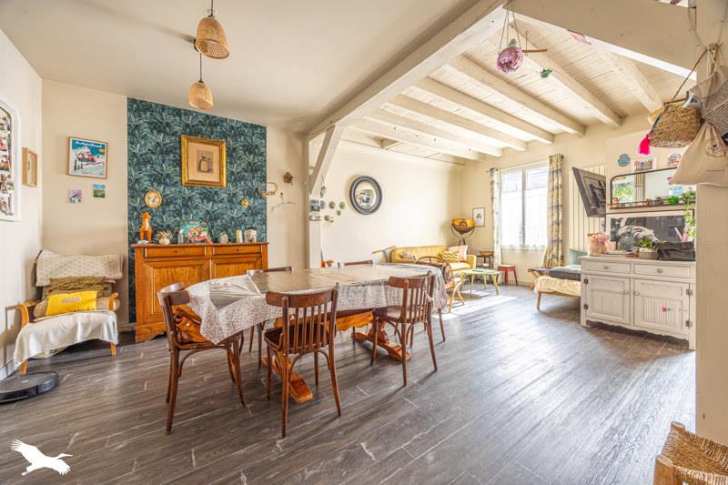 Vente Maison NIORT - 8 pièces -190 m² - (79000)