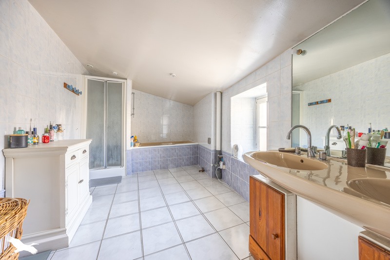 Vente Maison NIORT - 5 pièces -119 m² - (79000)