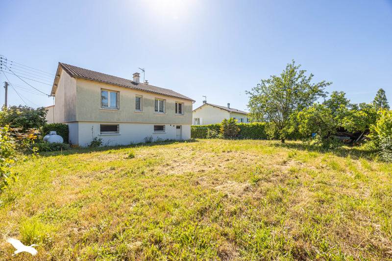 Vente Maison AIFFRES - 5 pièces -101 m² - (79230)