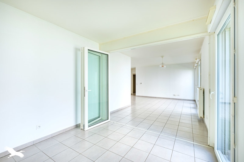 Vente Appartement LYON 08 - 3 pièces -74 m² - (69008)