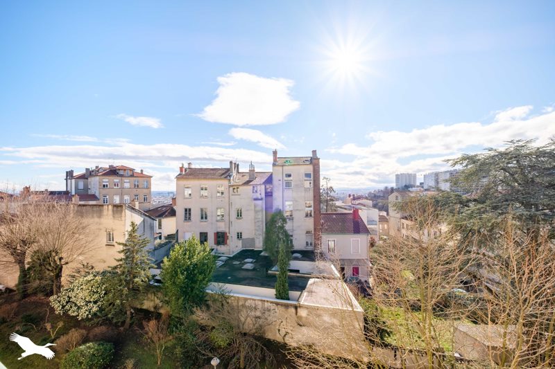 Vente Appartement CALUIRE ET CUIRE - 4 pièces -71 m² - (69300)