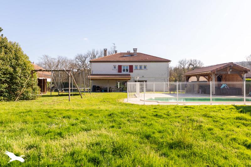 Maison 8 pièces 217 m² · à Le Passage · 217 m² · 328 290 €
