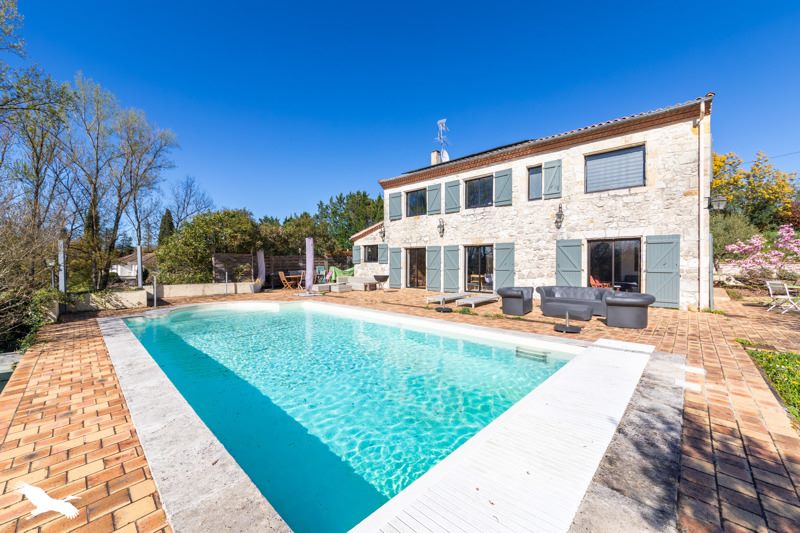 Vente Maison STE COLOMBE EN BRUILHOIS - 10 pièces -225 m² - (47310)