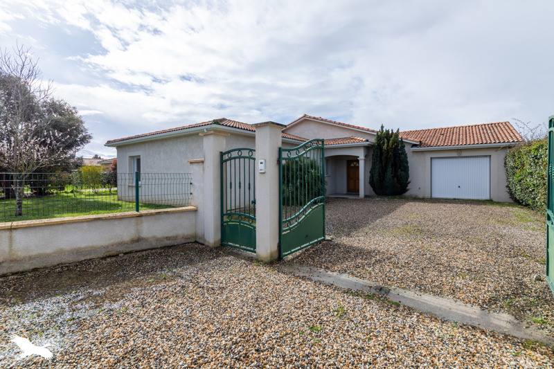 Maison 5 pièces 130 m² · à Roquefort · 130 m² · 260 000 €