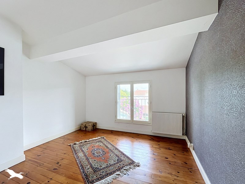Vente Maison LE PASSAGE - 10 pièces -211 m² - (47520)