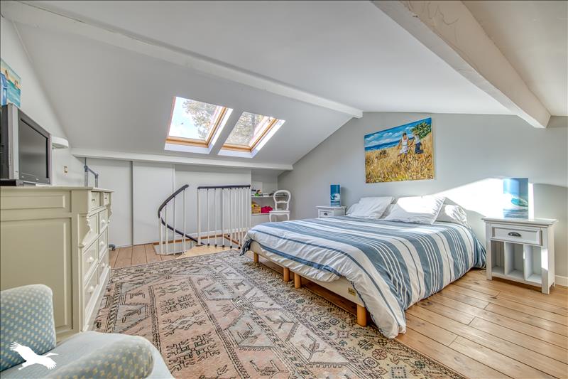 Vente Maison ANDERNOS LES BAINS - 5 pièces -168 m² - (33510)
